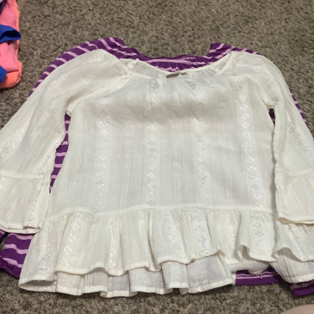 Pack of two girls shirts